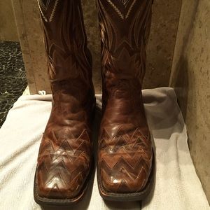 Ariat Boots Brown Chevron Cowgirl Cowboy Western Boots